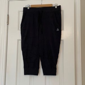Reebok Capri Pants M
